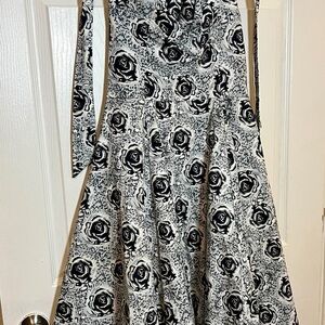 Black and White Rose Patterned Dress